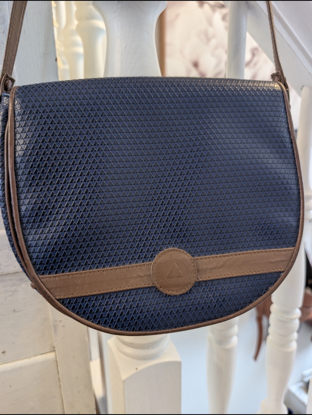 Vintage 80s Liz Claiborne Navy Blue Geometric Crossbody Saddle Bag - Picture 10 of 12